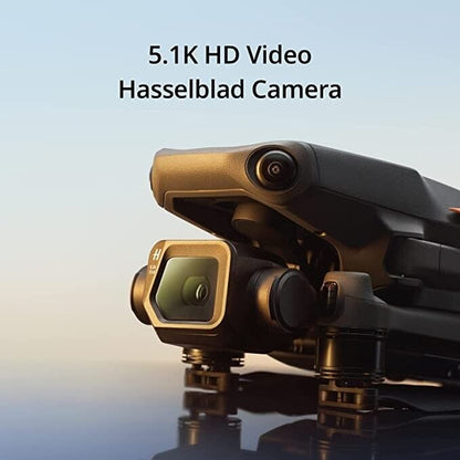 DJI Mavic 3 Classic (DJI RC), Drone with 4/3 CMOS Hasselblad Camera